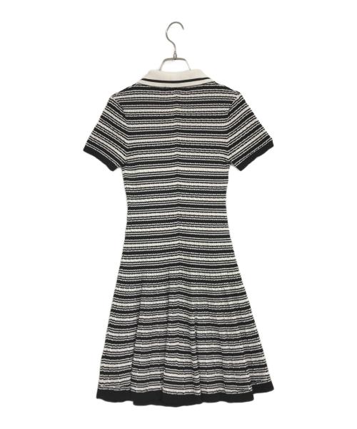 Lily Brown（リリーブラウン）Lily Brown (リリーブラウン) ケーブルニットポロワンピース ホワイト×ブラック サイズ:FREEの古着・服飾アイテム