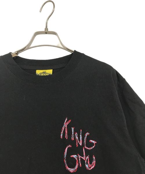 KING GNU（キングヌー）KING GNU (キングヌー) COLLAGED CROWN Tシャツ ブラック サイズ:Mの古着・服飾アイテム