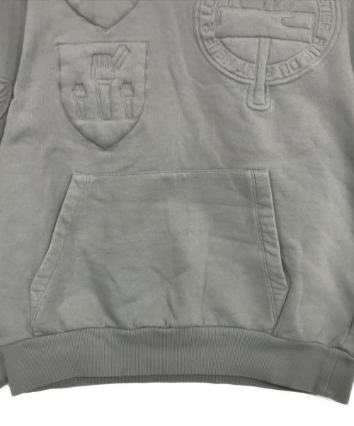 LOUIS VUITTON（ルイ ヴィトン）LOUIS VUITTON (ルイ ヴィトン) 3Dパデッドエンブロイダリープルオーバースウェットパーカー グレー サイズ:SIZE XSの古着・服飾アイテム