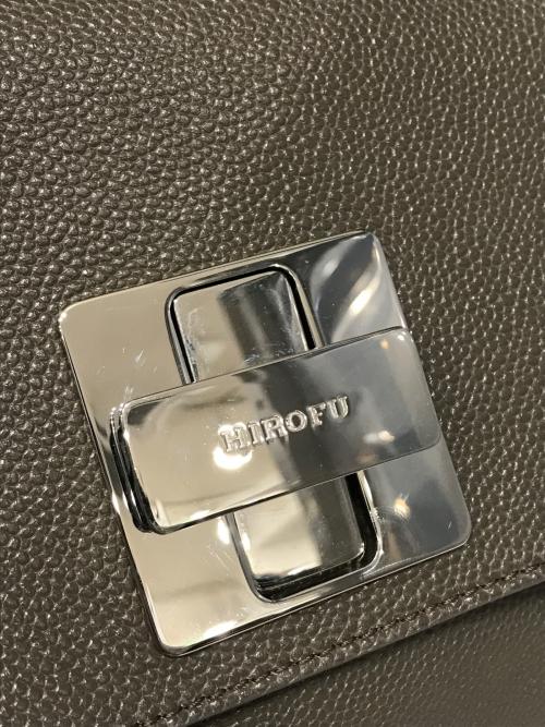 HIROFU（ヒロフ）HIROFU (ヒロフ) ターンロックミニハンドバッグ グレーの古着・服飾アイテム