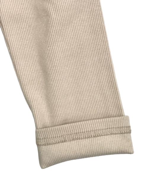 Resexxy（リゼクシー）RESEXXY (リゼクシー) シャイニーフレアワンピース ベージュ サイズ:FREEの古着・服飾アイテム