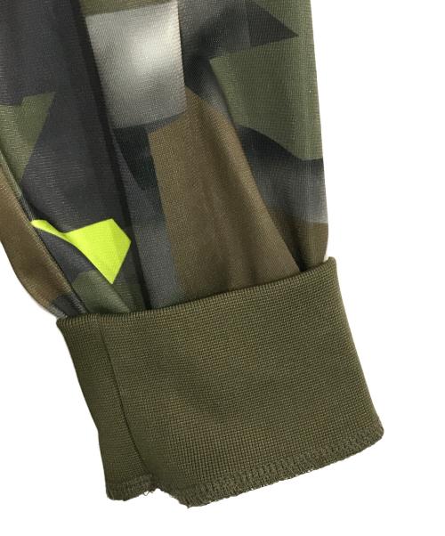 EA7（イーエーセブン）EA7 (イーエーセブン) ジップアップパーカー オリーブ サイズ:Lの古着・服飾アイテム