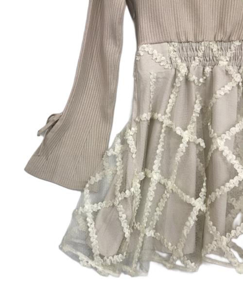 Resexxy（リゼクシー）RESEXXY (リゼクシー) ドッキングフレアミニニットワンピース ベージュ サイズ:FREEの古着・服飾アイテム