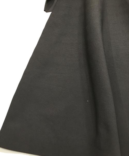 PLST（プラステ）PLST (プラステ) ホールガーメントRニットVネックフレアワンピース グレー サイズ:Sの古着・服飾アイテム