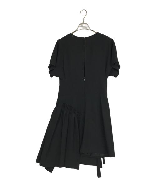 N°21（ヌメロヴェントゥーノ）N°21 (ヌメロヴェントゥーロ) 半袖デザインワンピース ブラック サイズ:40の古着・服飾アイテム