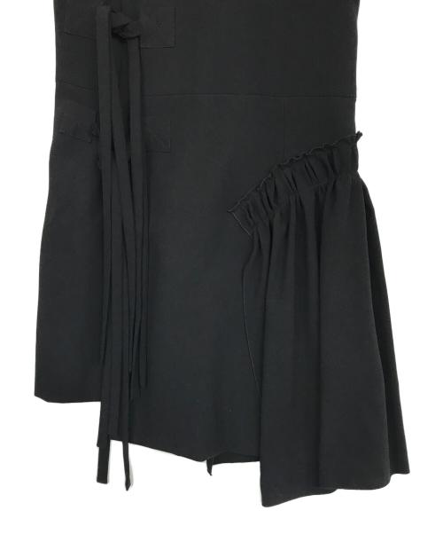 N°21（ヌメロヴェントゥーノ）N°21 (ヌメロヴェントゥーロ) 半袖デザインワンピース ブラック サイズ:40の古着・服飾アイテム