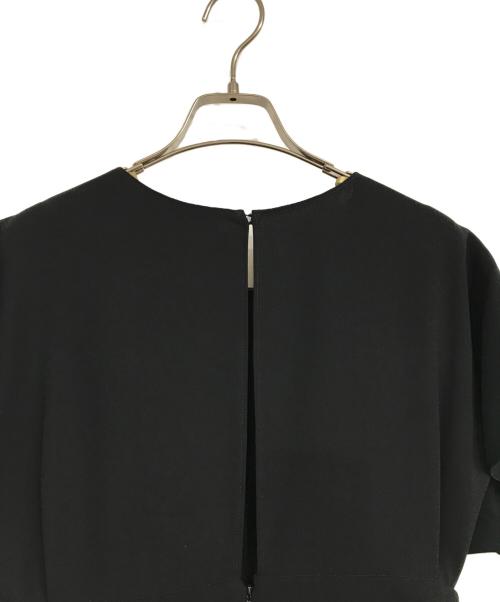 N°21（ヌメロヴェントゥーノ）N°21 (ヌメロヴェントゥーロ) 半袖デザインワンピース ブラック サイズ:40の古着・服飾アイテム