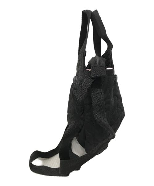 LeSportsac（レスポートサック）LeSportsac (レスポートサック) SMALL JENNI パフィーブロッサムズ ブラックの古着・服飾アイテム