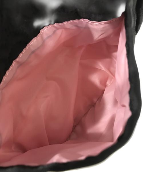 LeSportsac（レスポートサック）LeSportsac (レスポートサック) SMALL JENNI パフィーブロッサムズ ブラックの古着・服飾アイテム