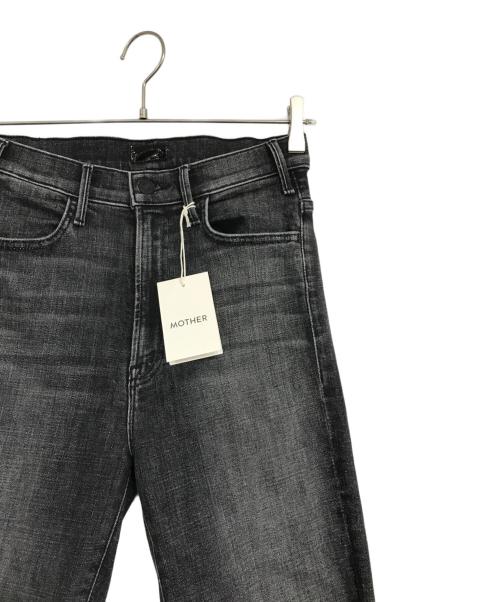 mother（マザー）mother (マザー) カットオフフレアデニム ブラック サイズ:26の古着・服飾アイテム