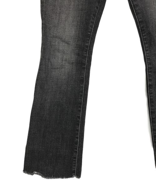 mother（マザー）mother (マザー) カットオフフレアデニム ブラック サイズ:26の古着・服飾アイテム