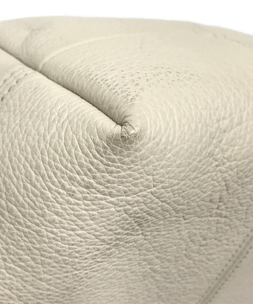 ANYA HINDMARCH（アニヤ・ハインドマーチ）ANYA HINDMARCH (アニヤハインドマーチ) ビルドアバッグ アイボリーの古着・服飾アイテム