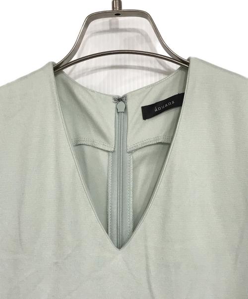 anuans（アニュアンス）anuans (アニュアンス) アシメヘムVネックカットワンピース ミントグリーン サイズ:Sの古着・服飾アイテム