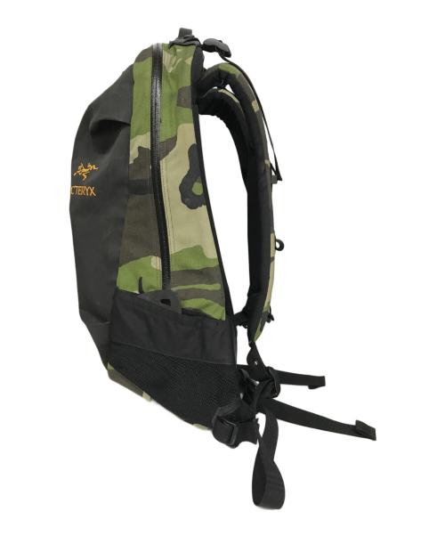 ARC'TERYX（アークテリクス）ARC'TERYX (アークテリクス) BEAMS (ビームス) ARRO 22/バックパック カーキの古着・服飾アイテム