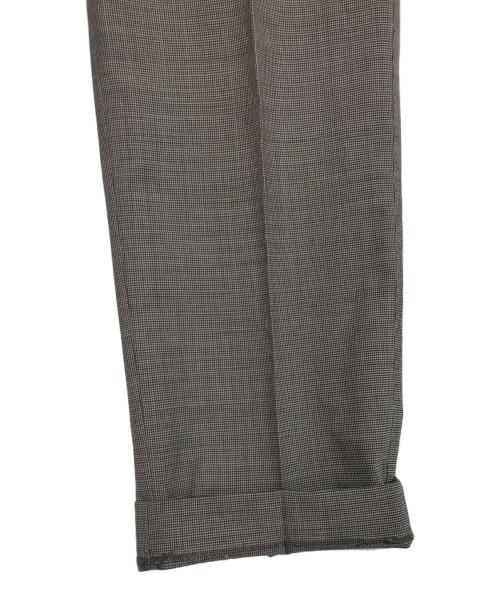 PT01（ピーティーゼロウーノ）PT01 (ピーティーゼロウーノ) SUPER SLIM FITトラウザーパンツ ブラウン サイズ:48の古着・服飾アイテム