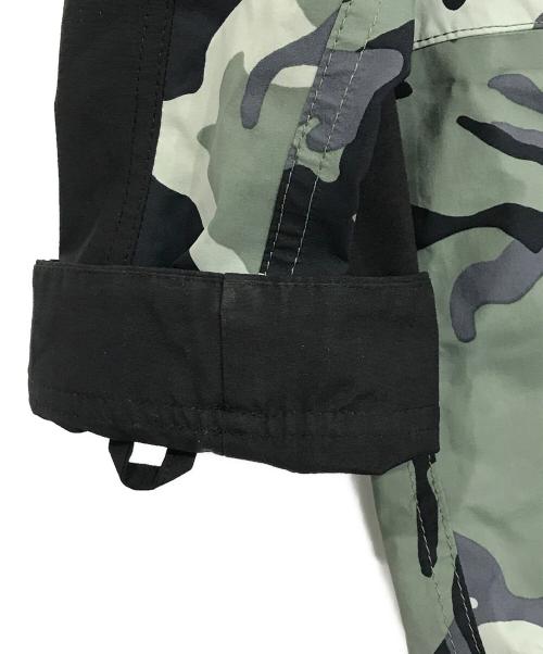 THE NORTH FACE（ザ ノース フェイス）THE NORTH FACE (ザ ノース フェイス) Novelty Mountain Light Jacket ブラック×グリーン サイズ:Sの古着・服飾アイテム