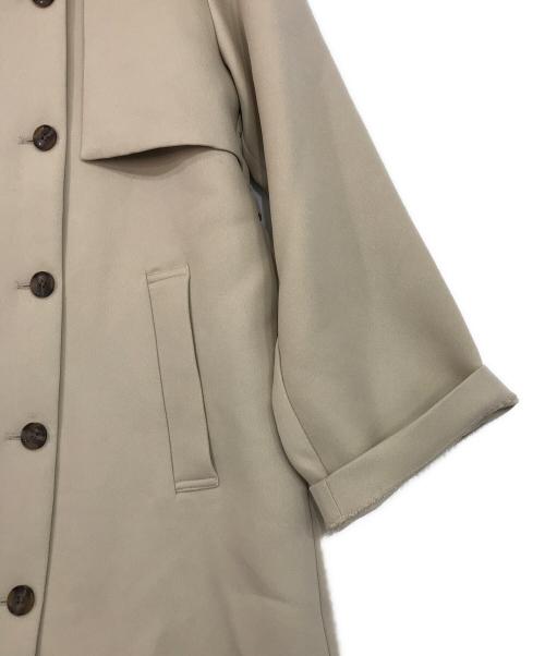 ENOF（イナフ）ENOF (イナフ) コート ベージュ サイズ:Mの古着・服飾アイテム