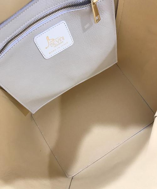 bevini（ベヴィニ）bevini (ベヴィニ) トートバッグ ベージュの古着・服飾アイテム