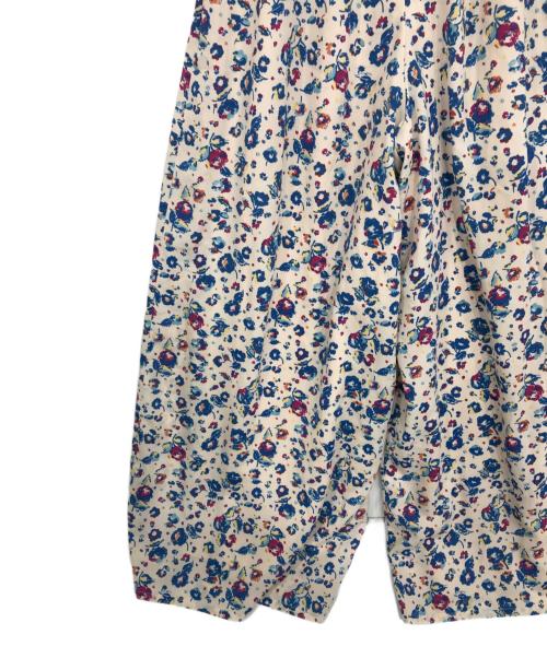 Lily Brown（リリーブラウン）Lily Brown (リリーブラウン) ドット花柄オフショルロンパース ブルー×ピンク サイズ:Sの古着・服飾アイテム