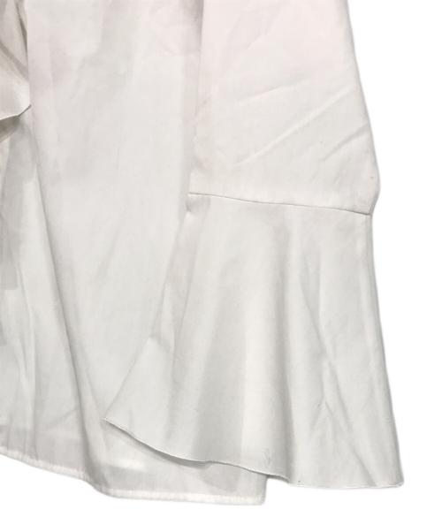 UNITED ARROWS（ユナイテッドアローズ）UNITED ARROWS (ユナイテッドアローズ) ラッフルフリル ブラウス ホワイト サイズ:FREEの古着・服飾アイテム