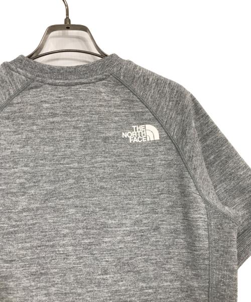 THE NORTH FACE（ザ ノース フェイス）THE NORTH FACE (ザ ノース フェイス) S/S Color Heatherd Sweat Crew グレー サイズ:Mの古着・服飾アイテム