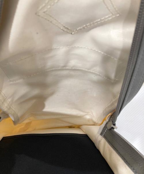 PORTER（ポーター）PORTER (ポーター) ボディーバッグ ホワイトの古着・服飾アイテム