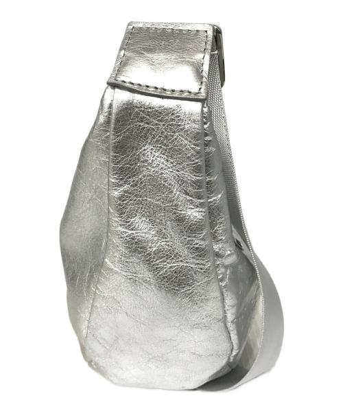 russet（ラシット）russet (ラシット) ソフトレザーラウンドショルダーバッグ シルバーの古着・服飾アイテム