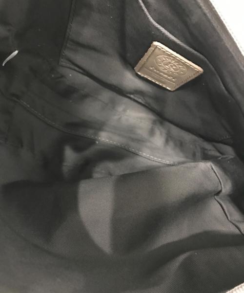 russet（ラシット）russet (ラシット) ソフトレザーラウンドショルダーバッグ シルバーの古着・服飾アイテム