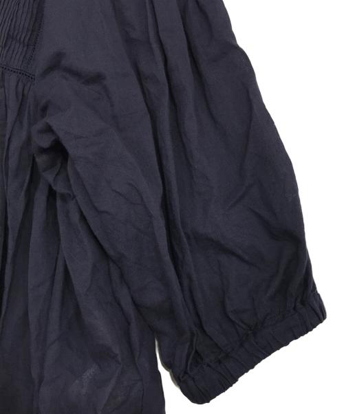 utilite（ユティリテ）utilite (ユティリテ) コットンボイル はしごレースピンタックギャザーブラウス ネイビー サイズ:表記無しの古着・服飾アイテム