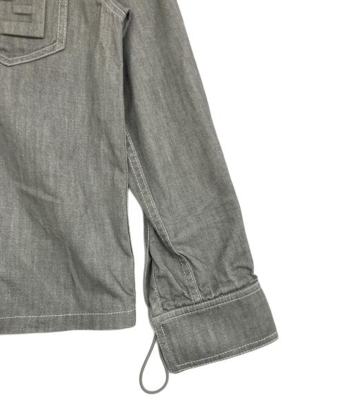 FENDI（フェンディ）FENDI (フェンディ) FFロゴプルオーバーシャツ グレー サイズ:36の古着・服飾アイテム