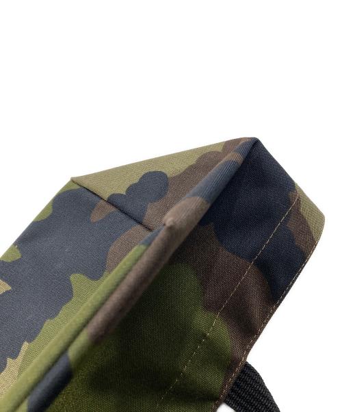 Herve Chapelier（エルベシャプリエ）Herve Chapelier (エルベシャプリエ) カモ柄舟形 ハンドバッグ カーキの古着・服飾アイテム