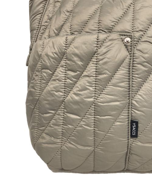 Y'SACCS（イザック）Y'SACCS (イザック) パデットトートバッグ Mサイズ グレーの古着・服飾アイテム
