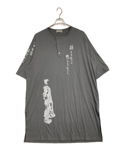 Yohji Yamamoto pour homme（ヨウジヤマモト プールオム）Yohji Yamamoto pour homme (ヨウジヤマモト プールオム) COMBED SINGLE JERSEY HENRY THREE QUARTER SLEEVE グレー サイズ:3の古着・服飾アイテム