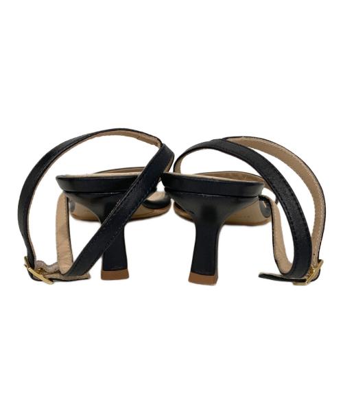 FABIO RUSCONI（ファビオルスコーニ）FABIO RUSCONI (ファビオルスコーニ) スクエアトゥアンクルストラップサンダル ブラック サイズ:37の古着・服飾アイテム