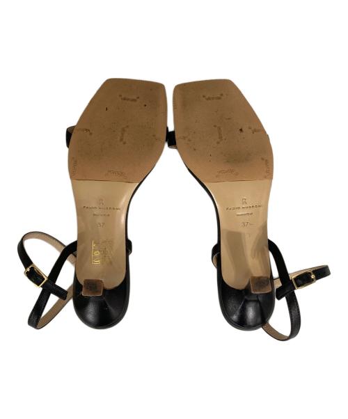 FABIO RUSCONI（ファビオルスコーニ）FABIO RUSCONI (ファビオルスコーニ) スクエアトゥアンクルストラップサンダル ブラック サイズ:37の古着・服飾アイテム