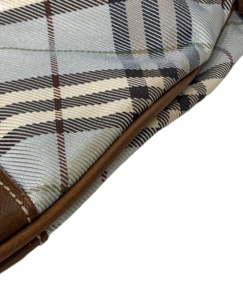 BURBERRY BLUE LABEL（バーバリー ブルー レーベル）BURBERRY BLUE LABEL (バーバリーロンドンブルーレーベル) チェック柄ショルダーバッグ スカイブルーの古着・服飾アイテム