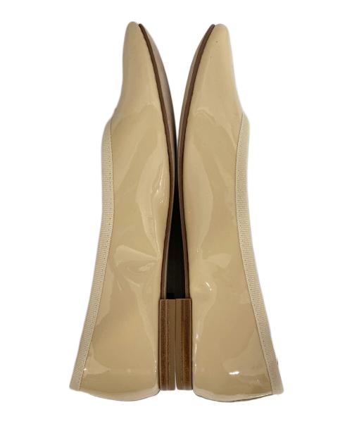 repetto（レペット）repetto (レペット) フラットシューズ ベージュ サイズ:39の古着・服飾アイテム
