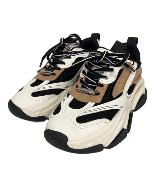 STEVE MADDEN（スティーブマデン）STEVE MADDEN (スティーブマデン) 厚底スニーカー ホワイト×ブラック サイズ:6.5の古着・服飾アイテム