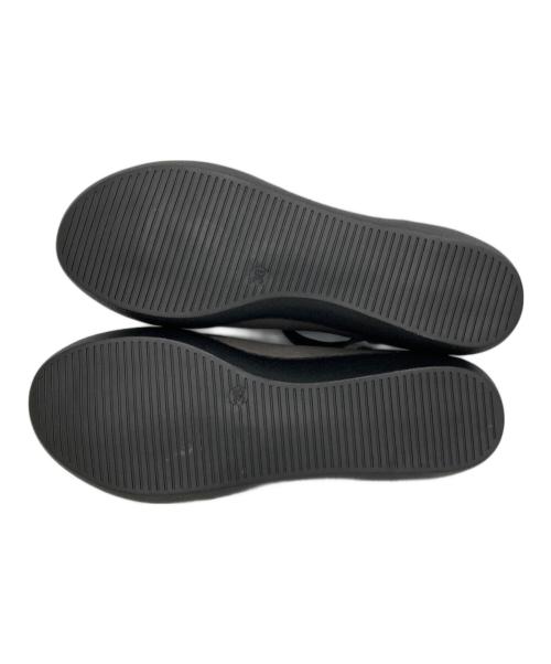 yuko imanishi+（ユウコイマニシプラス）yuko imanishi+ (ユウコイマニシプラス) ストラップ2WAYフラットシューズ グレー サイズ:38 未使用品の古着・服飾アイテム