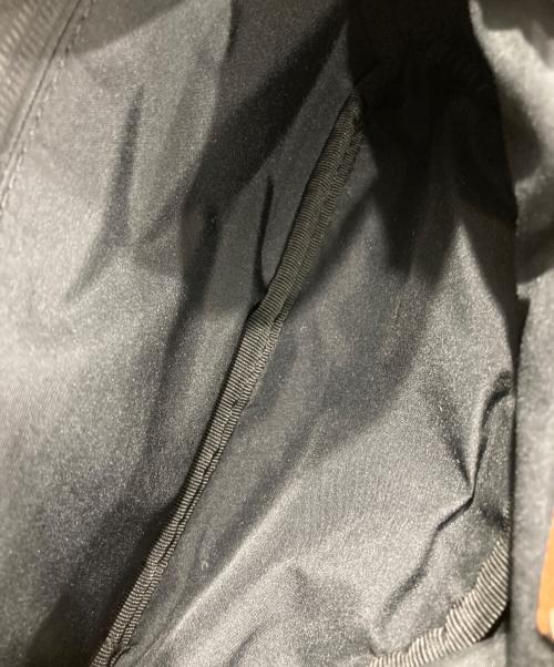 MONCLER（モンクレール）MONCLER (モンクレール) Grenoble BELT BAG/グルノーブルベルトバッグ ベージュ×グリーンの古着・服飾アイテム