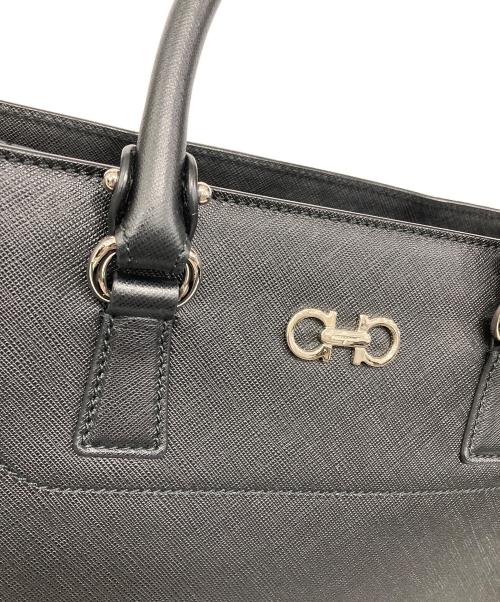 Salvatore Ferragamo（サルヴァトーレ フェラガモ）Salvatore Ferragamo (サルヴァトーレ フェラガモ) ガンチーニ2WAYショルダーバッグ ブラックの古着・服飾アイテム