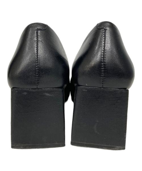 CARRANO（カラーノ）CARRANO (カラーノ) トライアングルヒールポインテッドパンプス ブラック サイズ:US7の古着・服飾アイテム