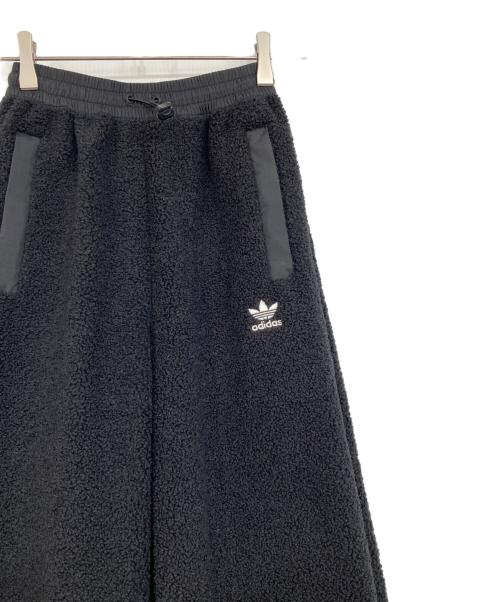 adidas（アディダス）adidas (アディダス) テディフリース トラックパンツ ブラック サイズ:XSの古着・服飾アイテム