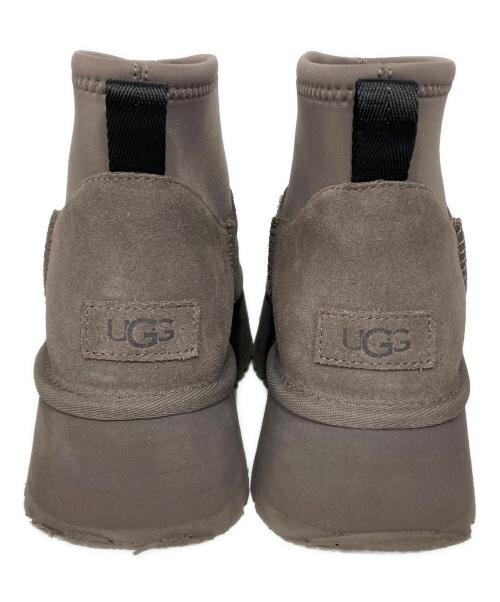 UGG（アグ）UGG (アグ) Classic Mini Dipper ブラウン サイズ:USA8の古着・服飾アイテム