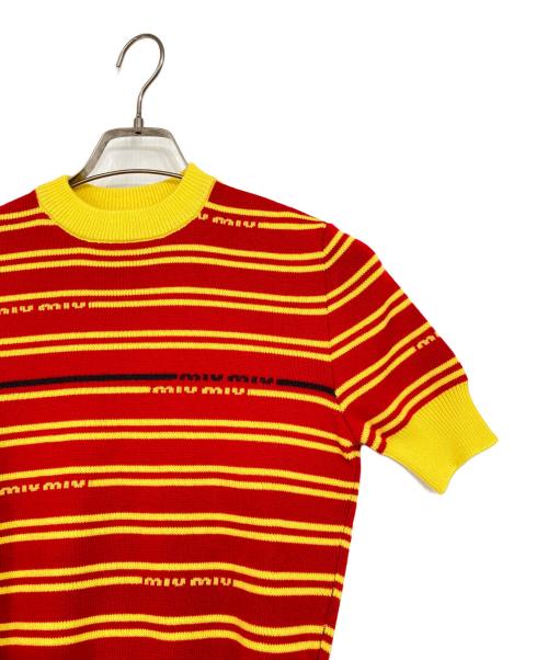 MIU MIU（ミュウミュウ）MIU MIU (ミュウミュウ) 半袖ウールニット イエロー×レッド サイズ:40の古着・服飾アイテム