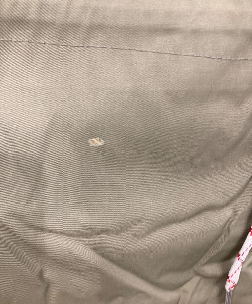 maison kitsune（メゾンキツネ）maison kitsune (メゾンキツネ) 中綿フーデッドジャケット カーキ サイズ:Mの古着・服飾アイテム