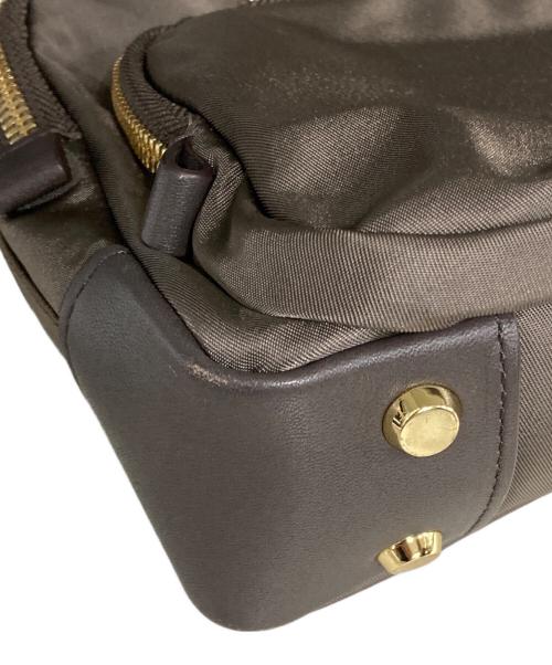 TUMI（トゥミ）TUMI (トゥミ) VOYAGEUR-TROY CROSSBODY ブラウンの古着・服飾アイテム