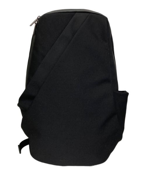 UN METRE（アンメートルプロダクションズ）UN METRE (アンメートルプロダクションズ) Yohji Yamamoto pour homme (ヨウジヤマモト プールオム) WOOL GABARDINE/NYLON TUCK BACKPACK ブラックの古着・服飾アイテム