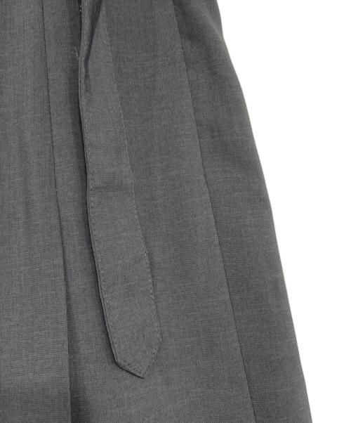 Acuta（アクータ）ACUTA (アクータ) トロストレッチワイドプリーツスカート グレー サイズ:38の古着・服飾アイテム