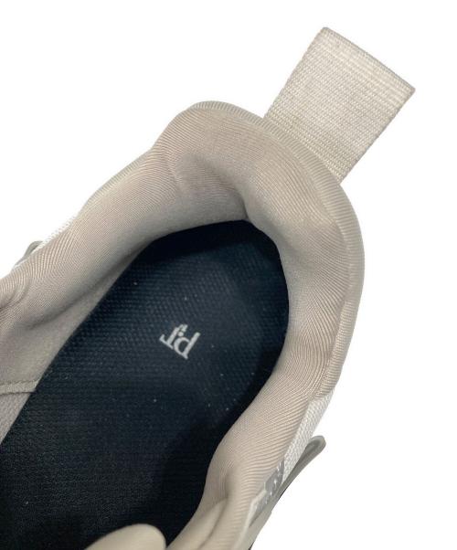 NIKE（ナイキ）NIKE (ナイキ) V2K Run Women's グレー サイズ:US9の古着・服飾アイテム